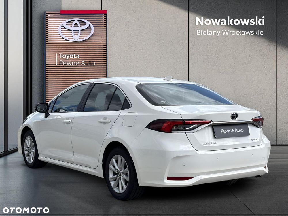 Toyota Corolla 1.8 Hybrid Comfort - 2