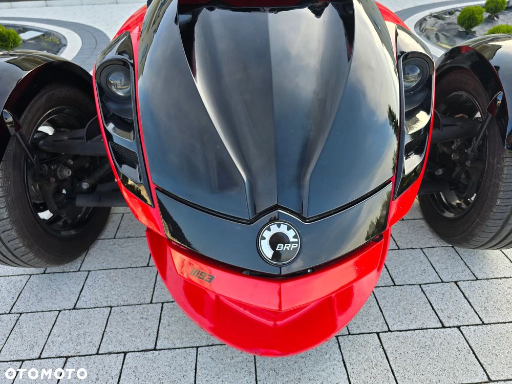 Can-Am Spyder - 16