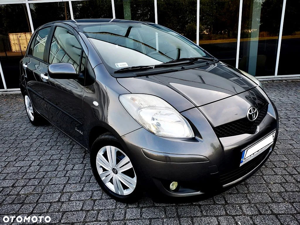 Toyota Yaris 1.33 Premium - 2