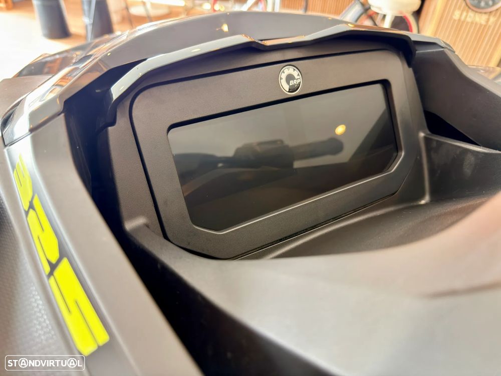 Sea-Doo RXT-X 325 RS - 37