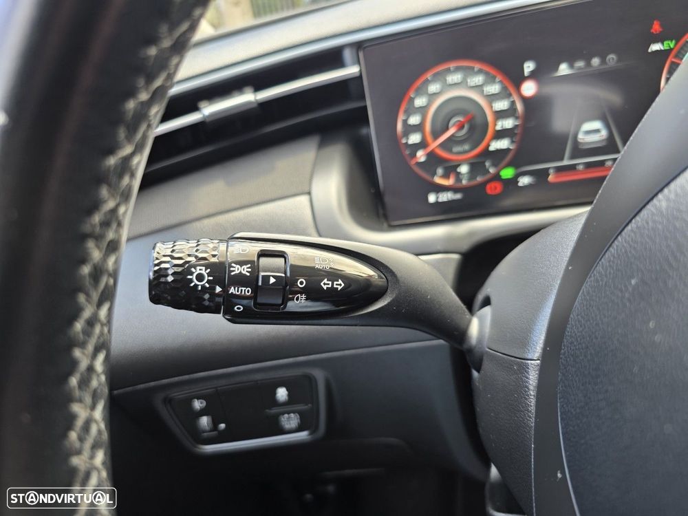 Hyundai Tucson 1.6 T-GDI HEV Premium - 28