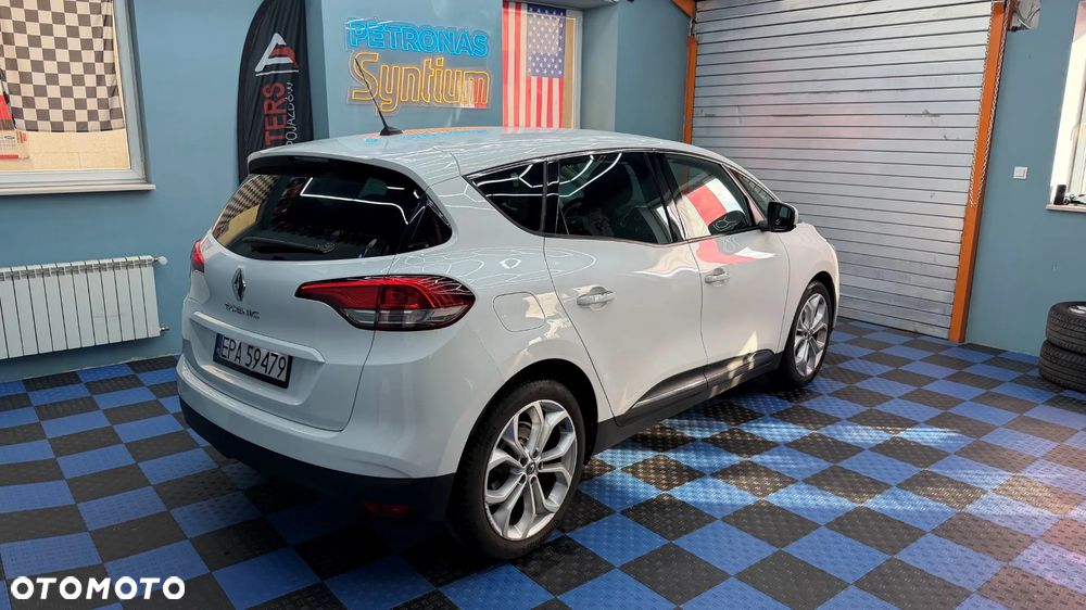Renault Scenic - 16