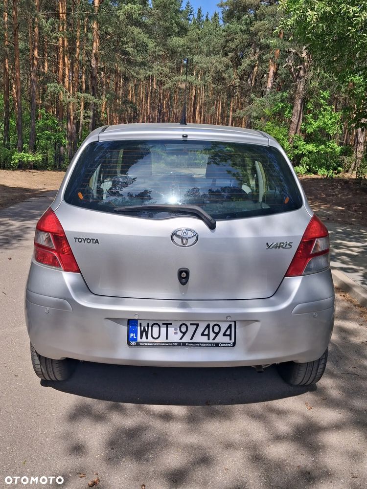 Toyota Yaris - 9