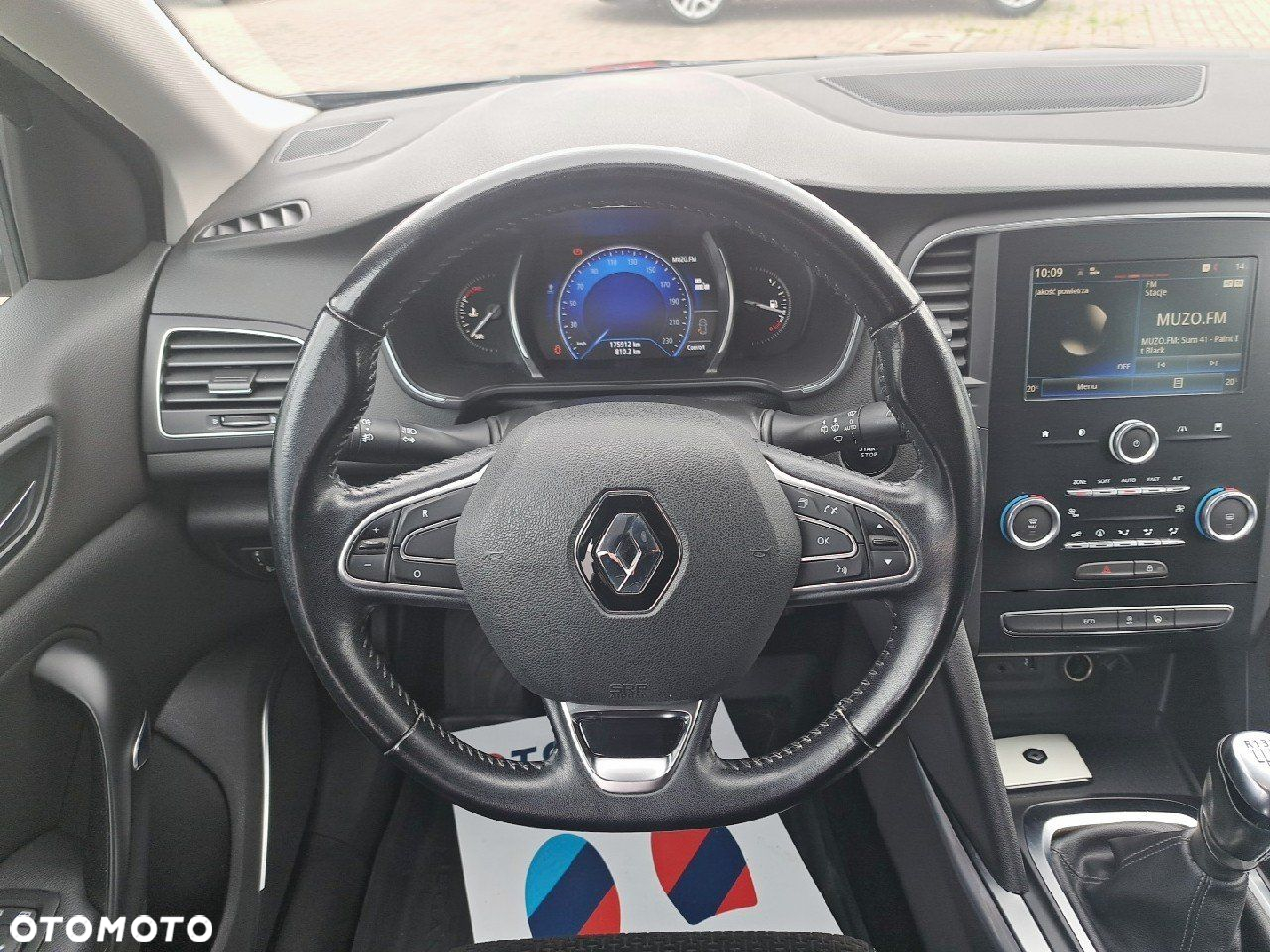 Renault Megane 1.6 dCi Intens - 9