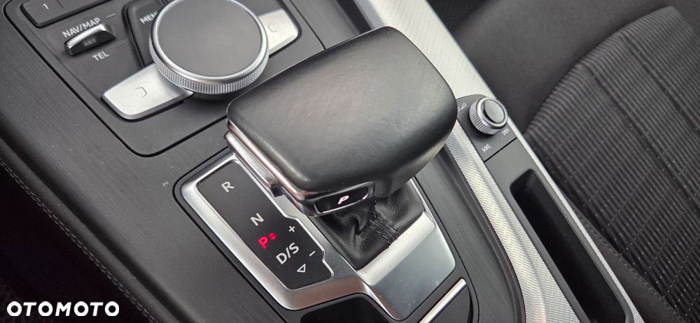 Audi A4 Avant 35 TDI S tronic design - 17