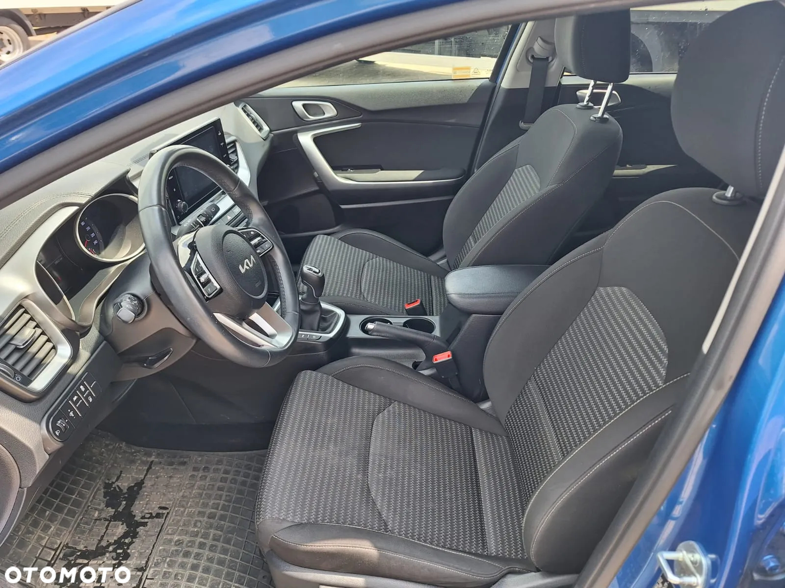 Kia Ceed 1.5 T-GDI M - 11