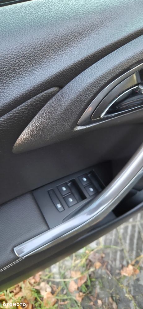 Opel Astra 1.7 CDTI DPF Exklusiv - 24