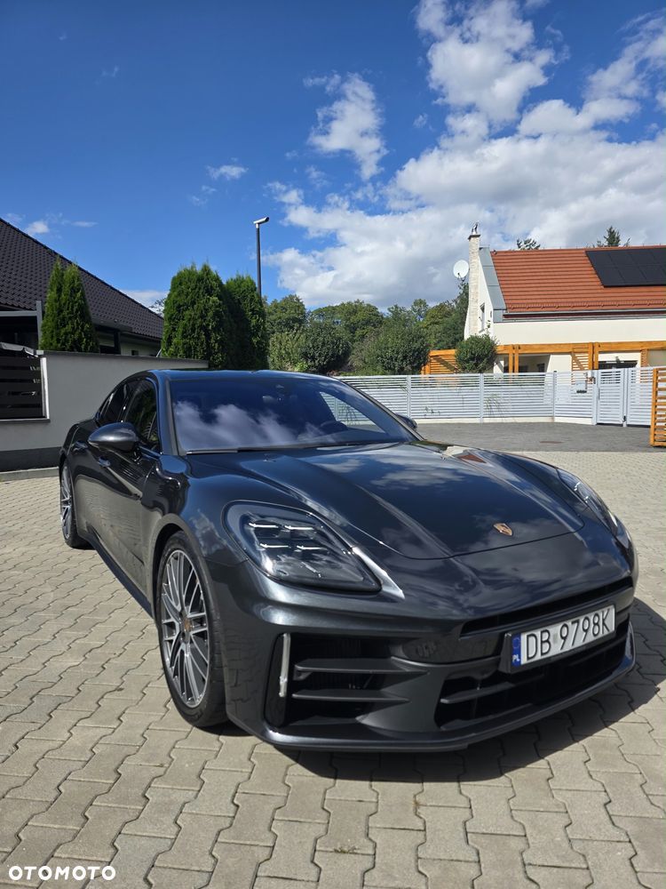 Porsche Panamera 4 E-Hybrid PHEV - 5