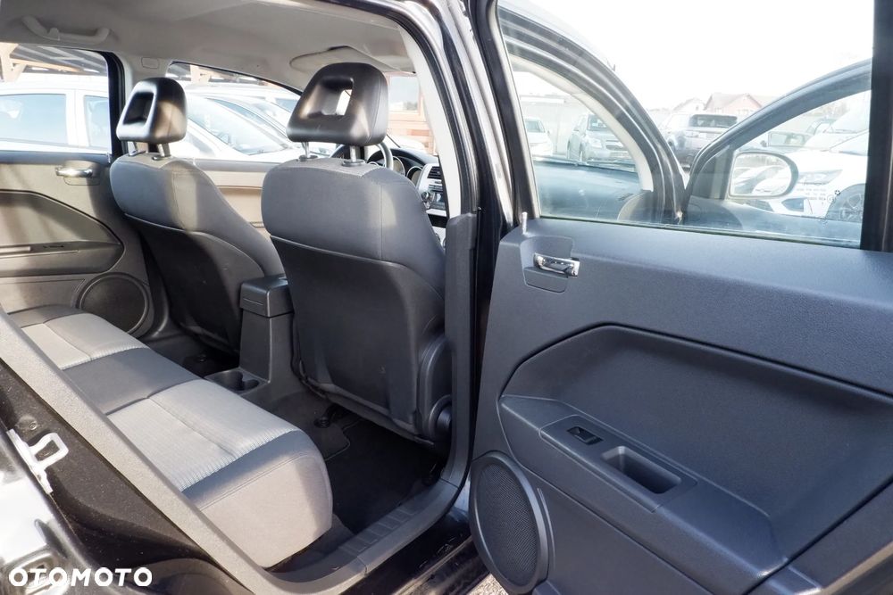 Dodge Caliber 2.0 CRD SXT - 12