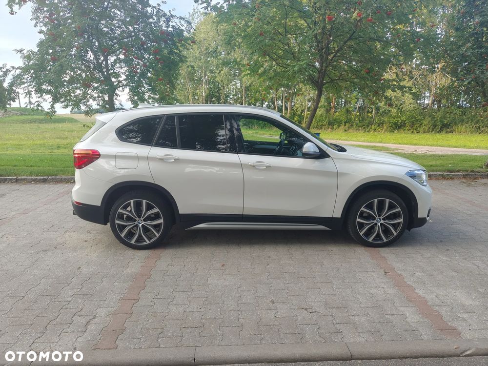 BMW X1 xDrive20i xLine sport - 7