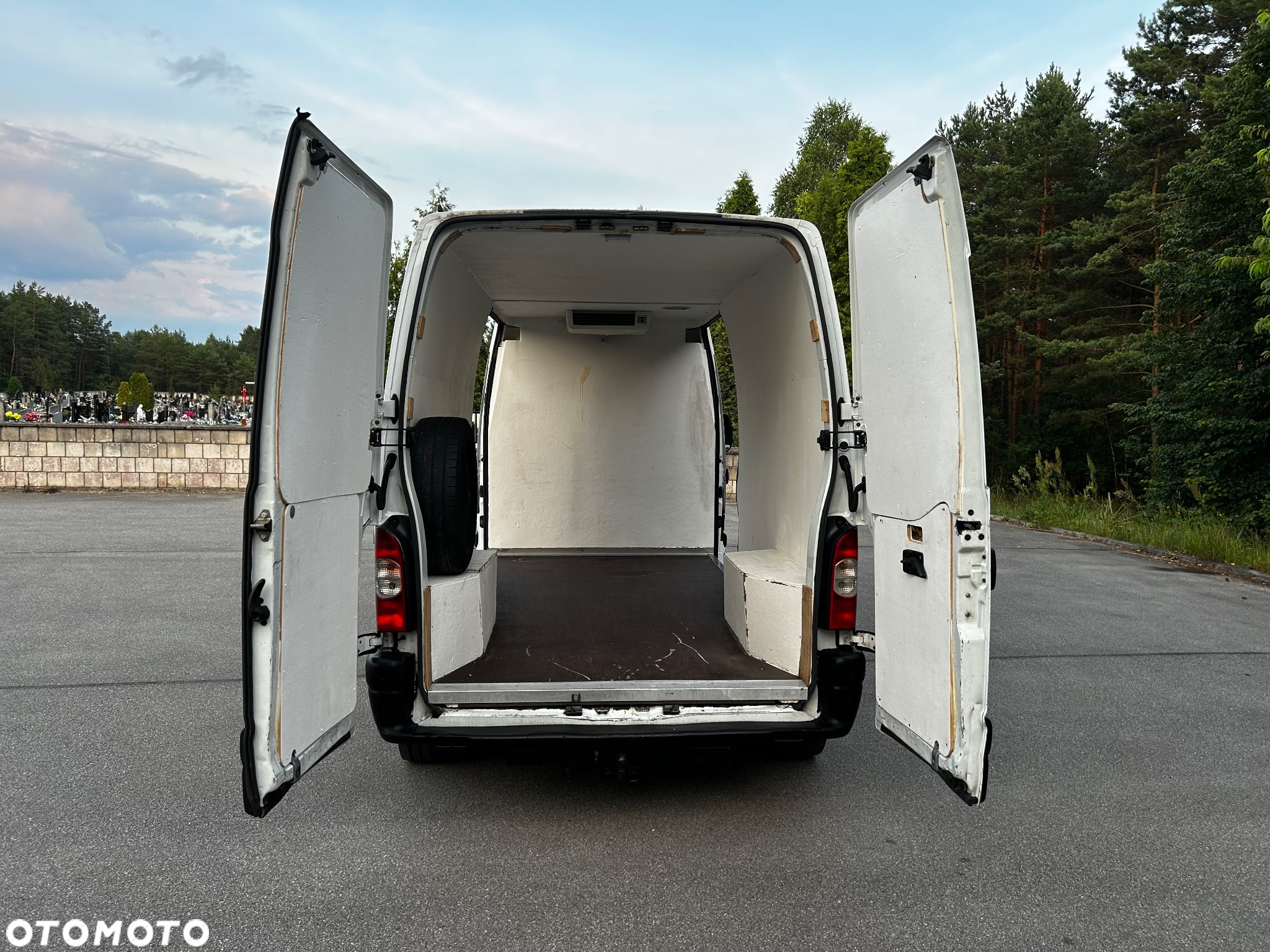 Renault Master 2.5 dCi L3H3 - 13