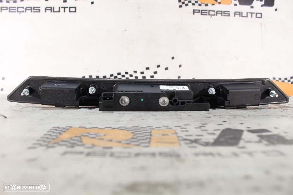 Puxador Da Tampa Da Mala Audi A3 (8P1)  8P4827574b / 8P4827574 - 8