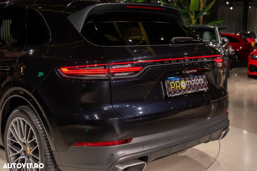 Porsche Cayenne - 11