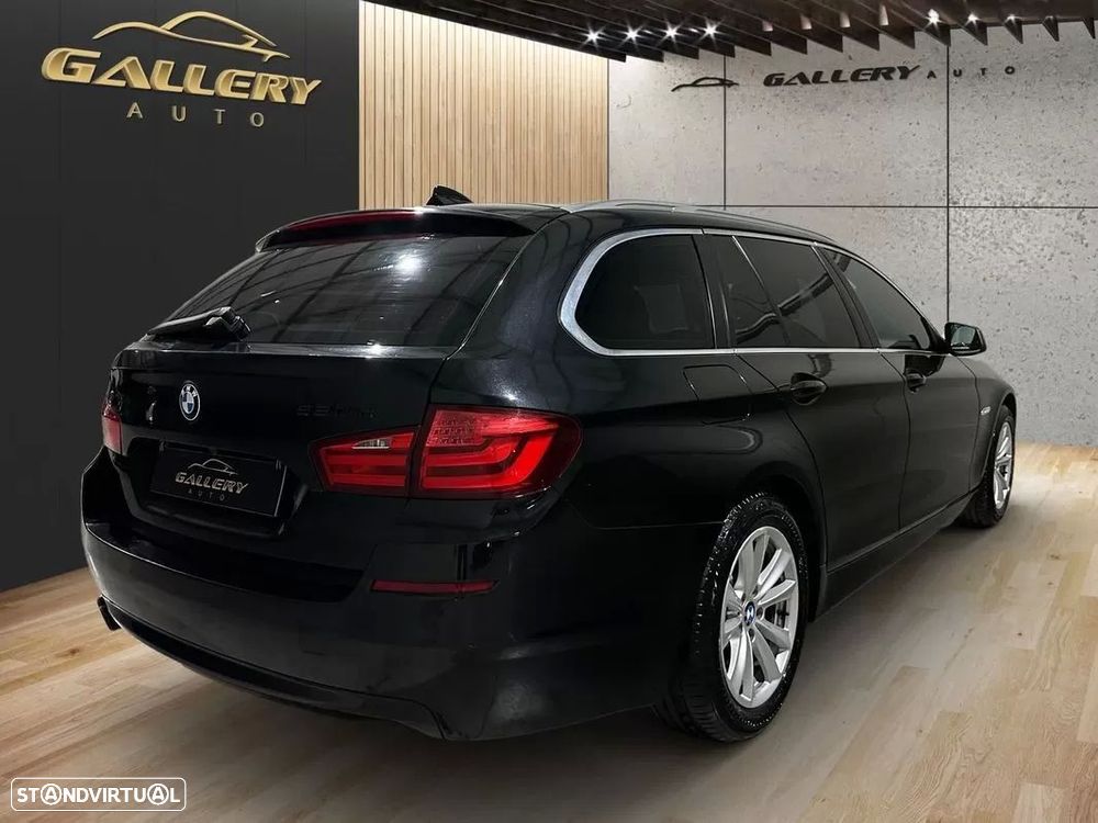 BMW 520 d Line Modern Auto - 4