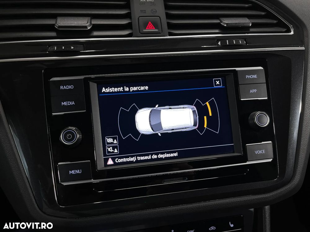 Volkswagen Tiguan 2.0 TDI SCR DSG Life - 18