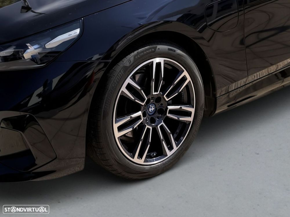 BMW 530 e Pack Desportivo M - 20