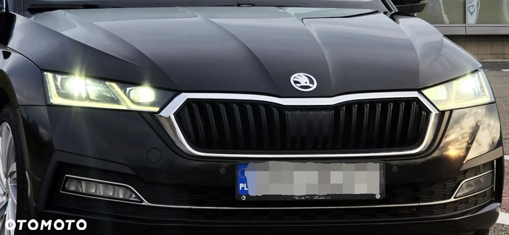 Skoda Octavia 2.0 TDI 4x4 Style DSG - 10