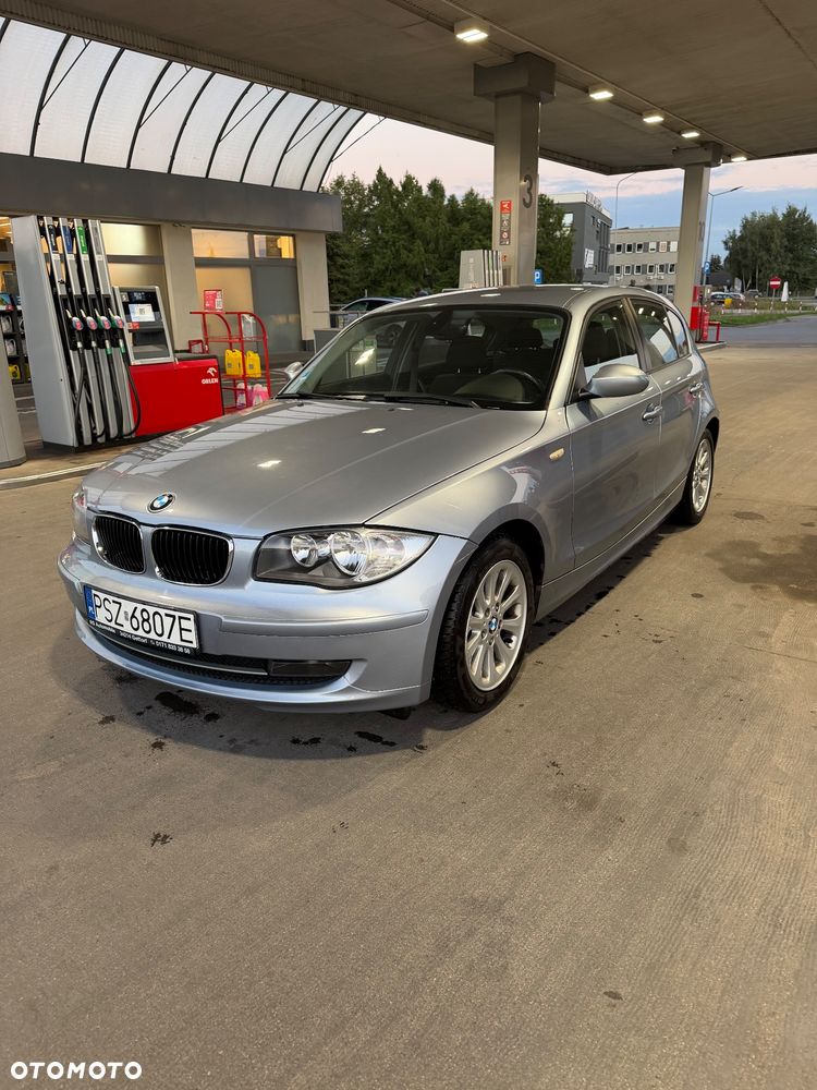 BMW Seria 1 116i - 1