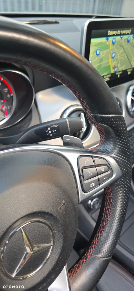 Mercedes-Benz GLA 220 d AMG Line - 17