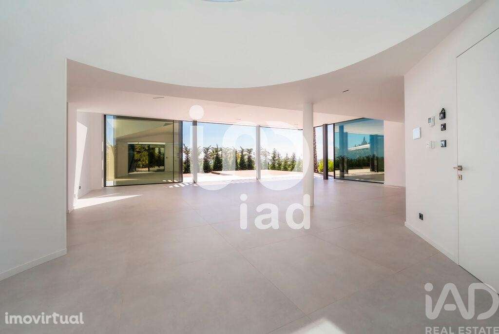 Casa / Villa T4 em Lagoa e Carvoeiro de 233,00 m2 - Grande imagem: 4/29