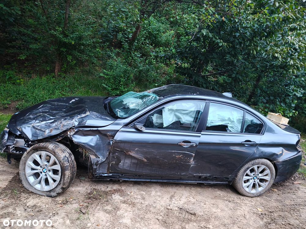 BMW Seria 3 320d Advantage - 26
