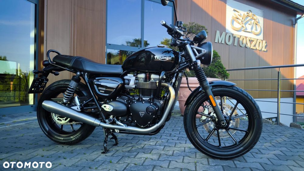 Triumph Street Twin - 7