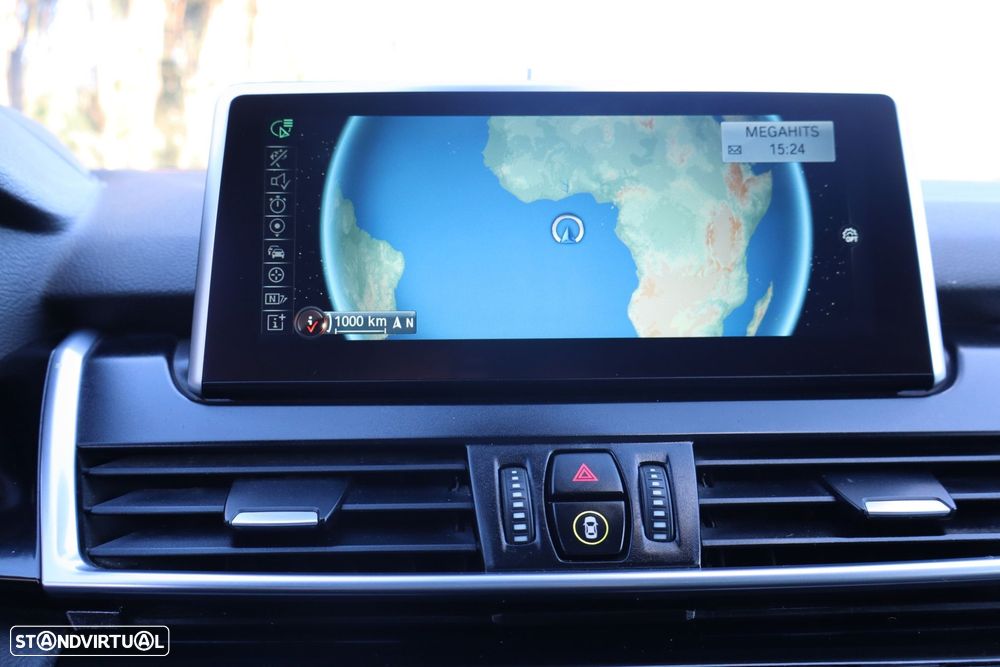 BMW 218 Gran Tourer d Auto - 17