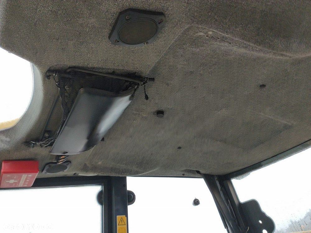 Komatsu WB 93S-5E0 Bez Luzów Zadbana Sprawna Super Stan !!! - 17