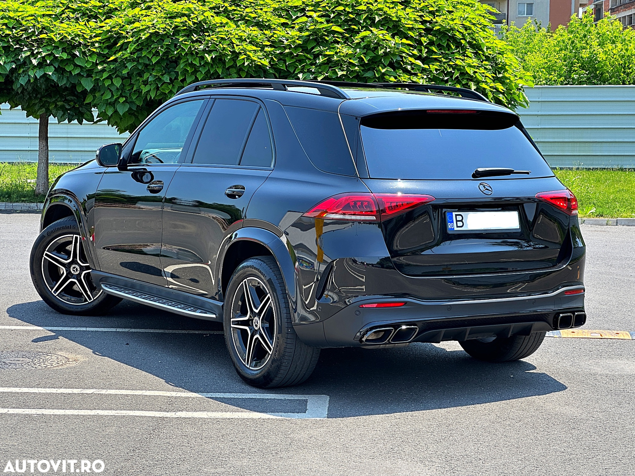 Mercedes-Benz GLE 300 d 4MATIC - 4