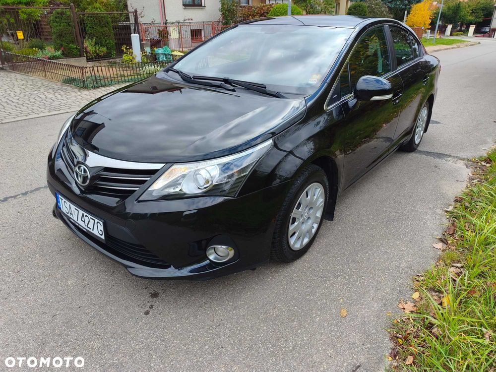 Toyota Avensis 2012 photo 2