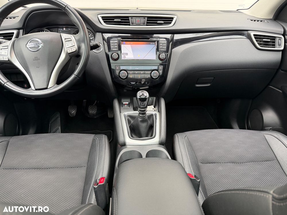 Nissan Qashqai 1.6 DCI TEKNA - 5