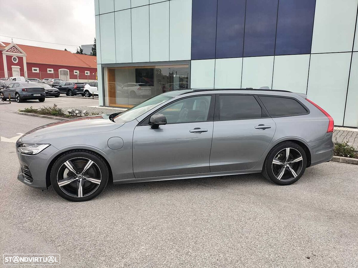 Volvo V90 - 2