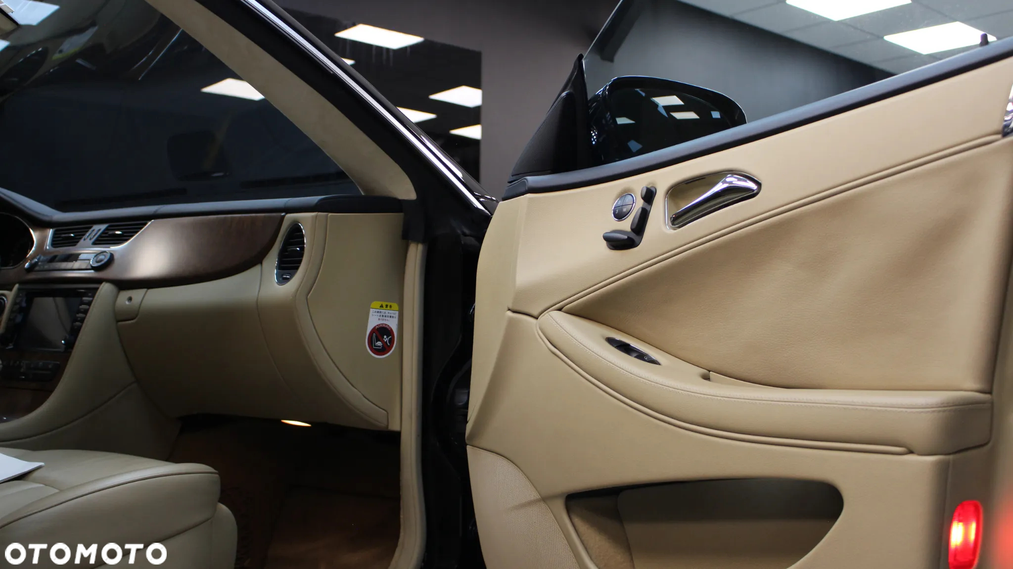 Mercedes-Benz CLS 350 7G-TRONIC - 13