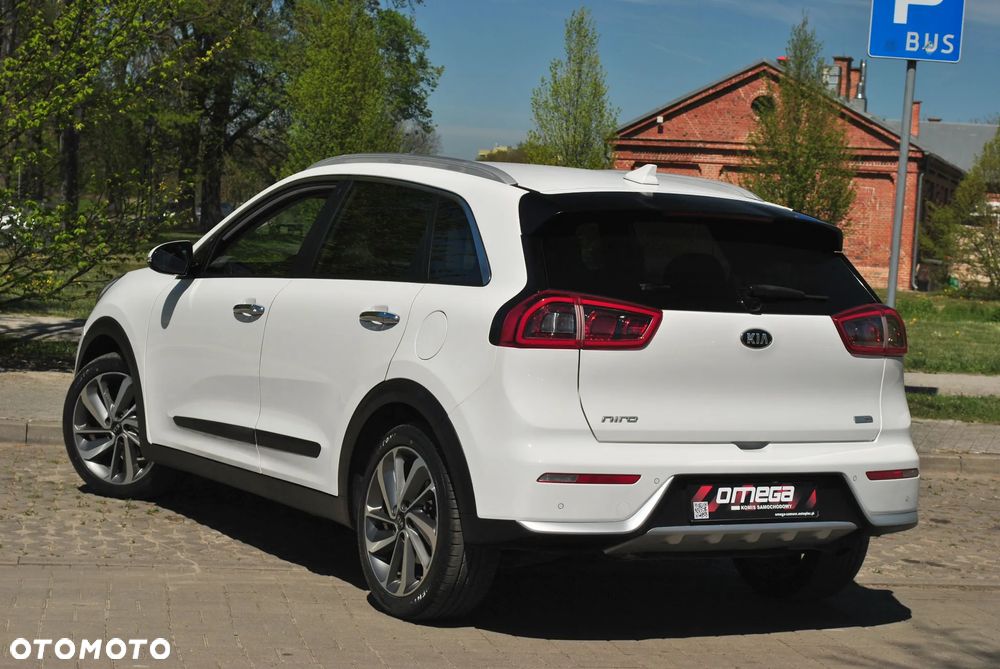 Kia Niro 1.6 GDI Hybrid M - 6