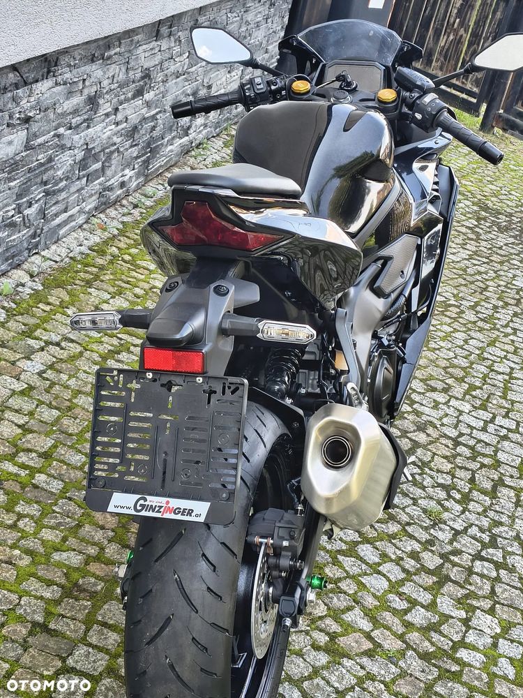 Kawasaki ZX - 10