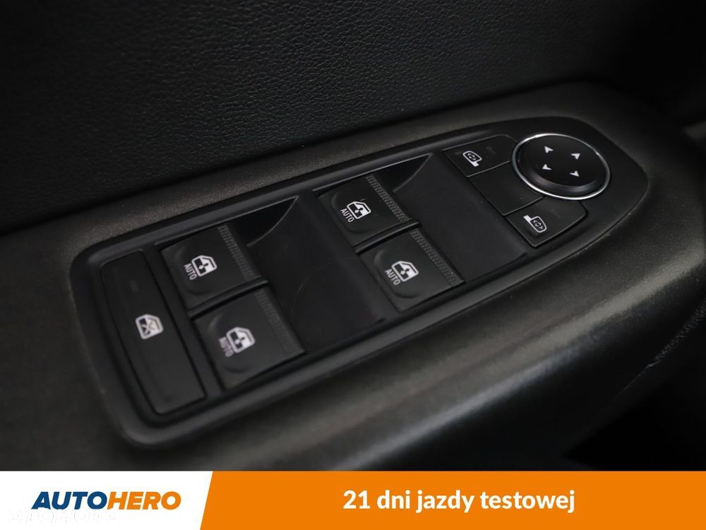 Renault Captur - 34