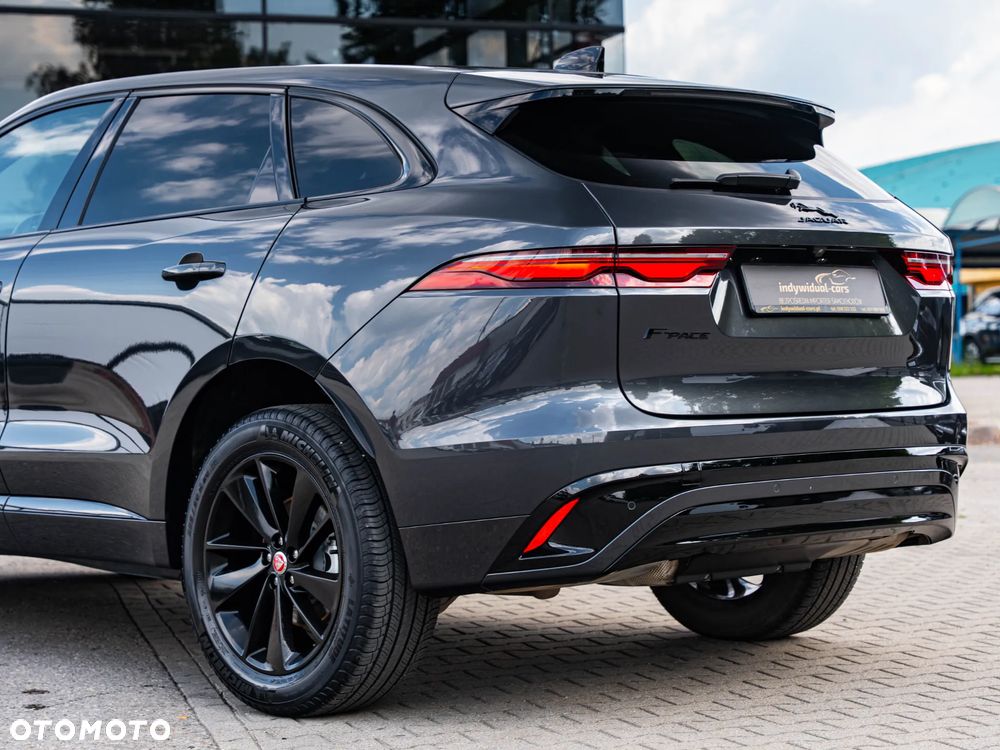 Jaguar F-Pace 2.0 P250 mHEV AWD R-Dynamic S - 12