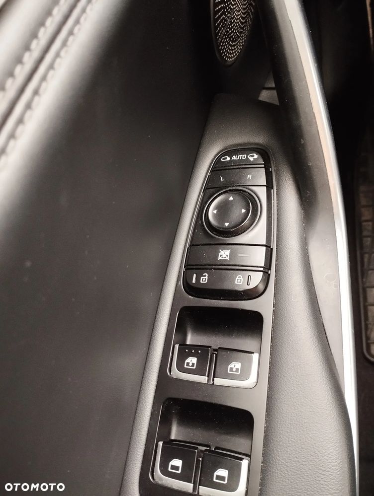 Kia Stinger 3.3 T-GDI V6 GT AWD - 24