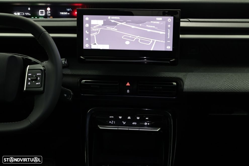 Citroën e-C3 44 kWh Autonomia Conforto Max - 18