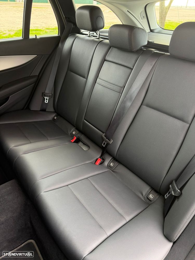 Mercedes-Benz E 300 - 12