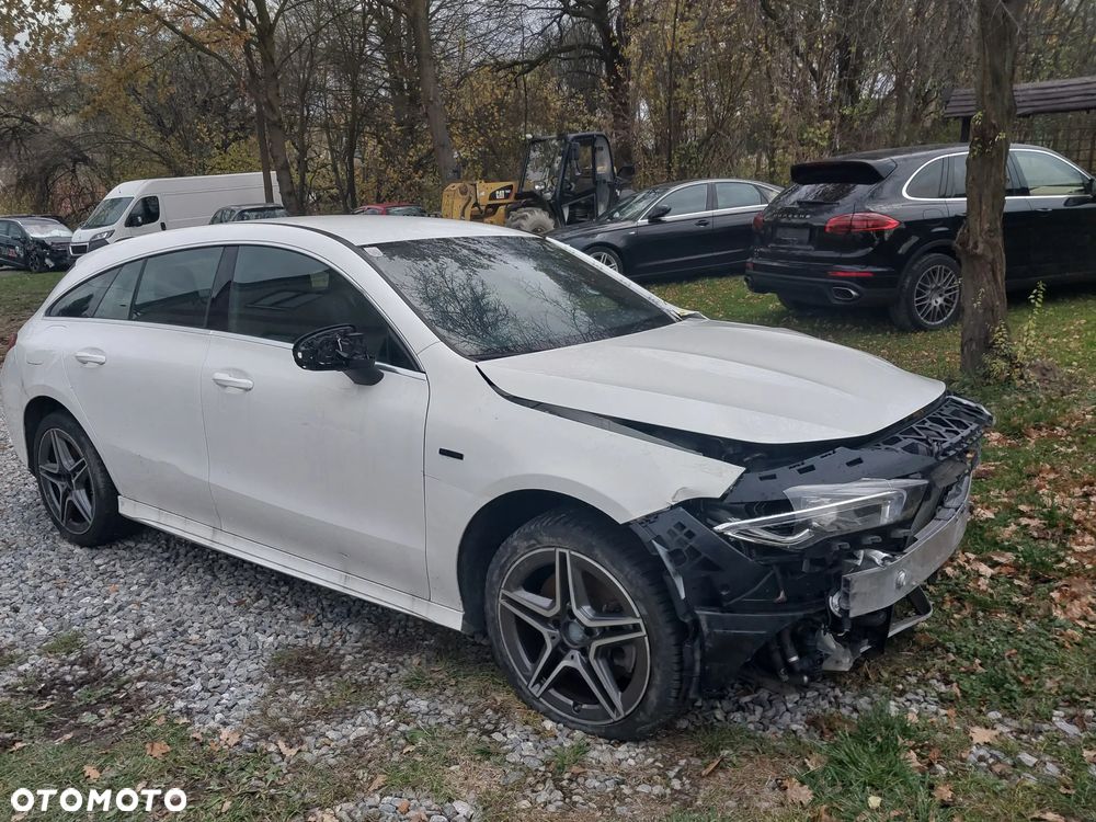 Mercedes-Benz CLA ver-250-e-phev-amg-line-8g--dct - 10