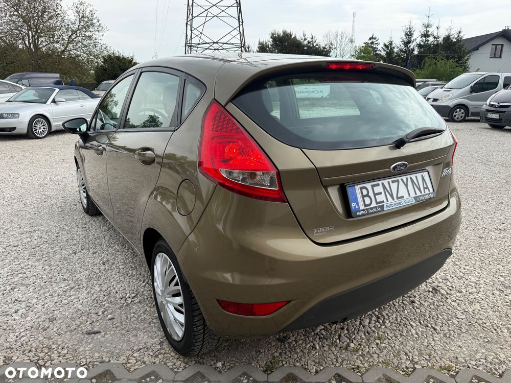 Ford Fiesta 1.25 Titanium EU5 - 14