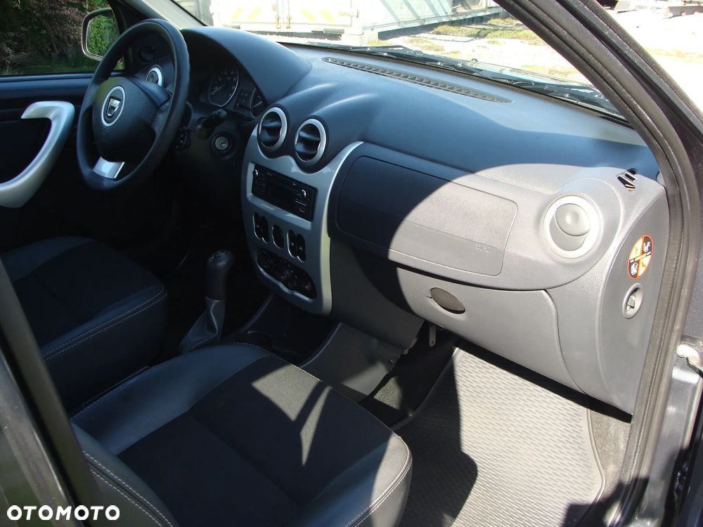 Dacia Sandero Stepway 1.6 - 21