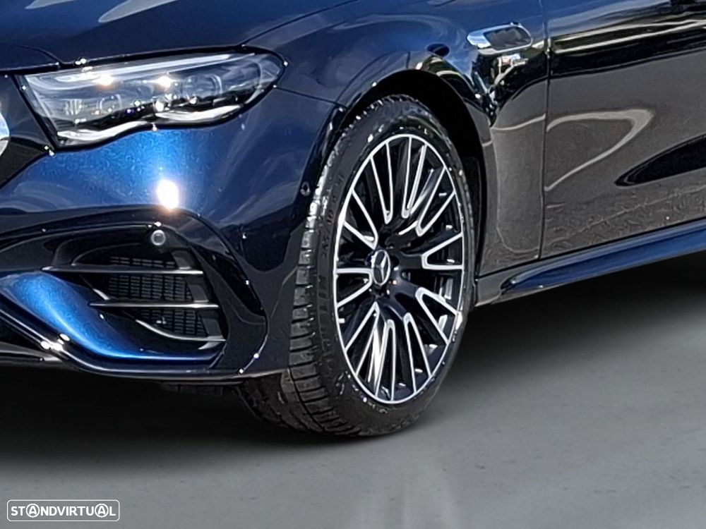 Mercedes-Benz E 53 AMG Hybrid 4Matic+ - 4