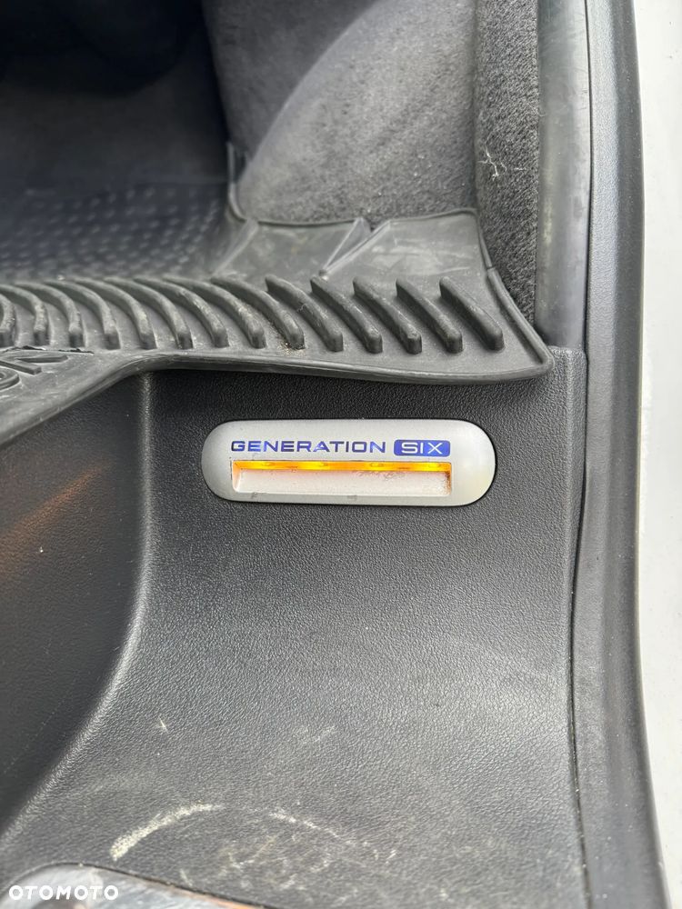 Volkswagen Multivan - 16