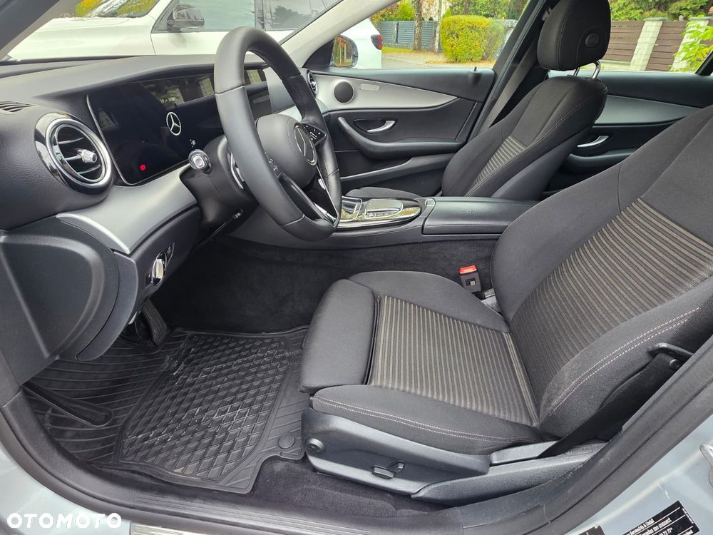 Mercedes-Benz Klasa E 220 d 9G-TRONIC Avantgarde - 21
