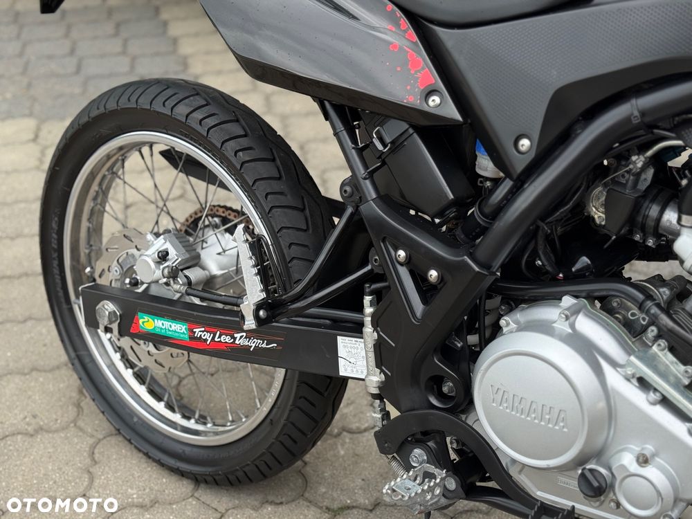 Yamaha WR - 15