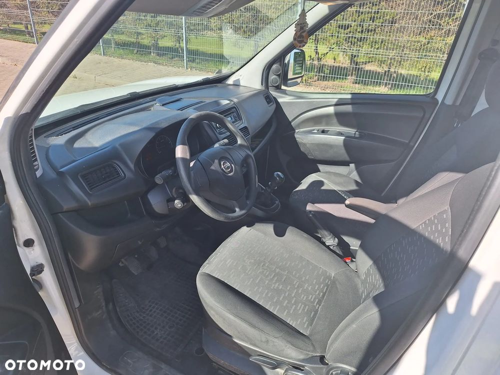 Opel Combo - 9