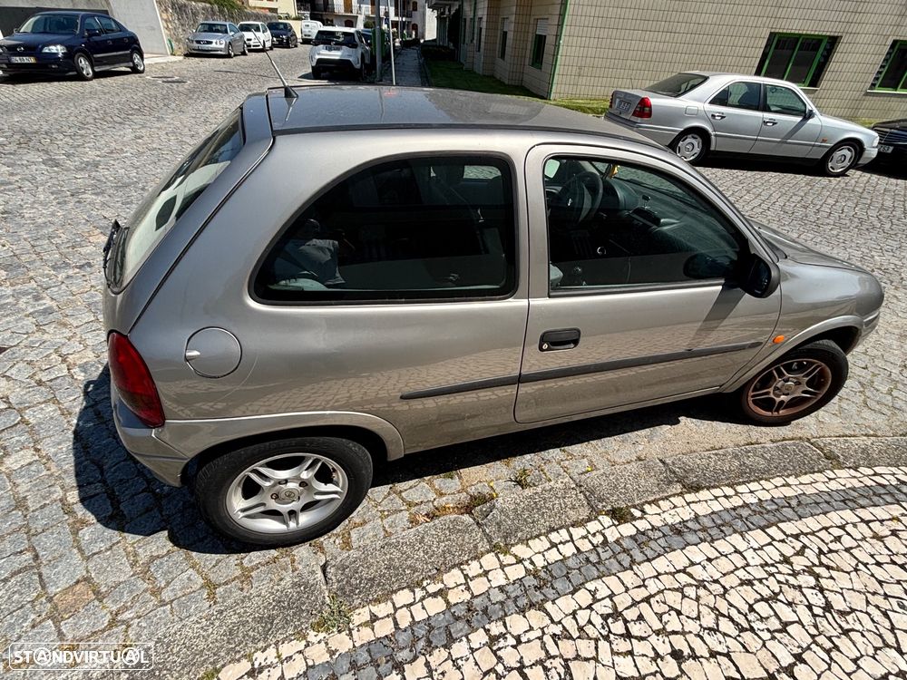 Opel Corsa 1.0 - 4