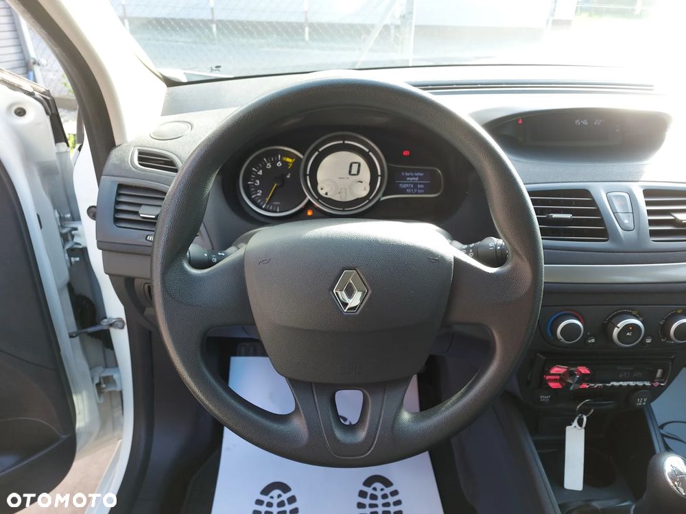 Renault Megane 1.6 16V 100 Authentique - 22